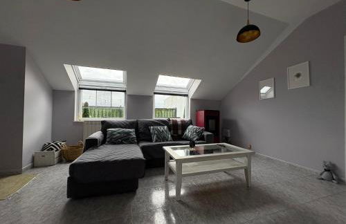 Ático luminoso con terraza - Foto 3