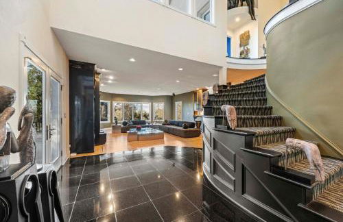 Vista De Lago Retreat Luxury Mansion with Pool and Theater - Foto 18