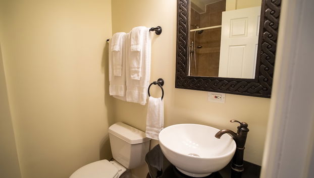 Old Town Suites Operated by Roscoe Village Guesthouse - Foto 2, Casa de banho