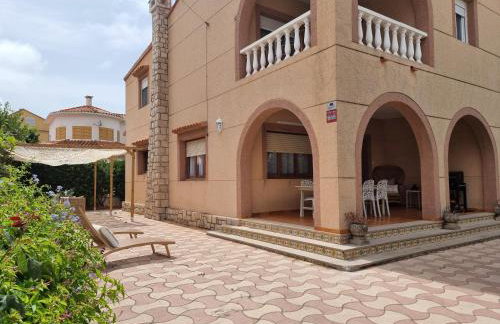 MD Villa con piscina en Mareny Beach - Foto 46