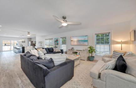 Pet-Friendly Pool Bayside Coastal Cottage - Foto 9