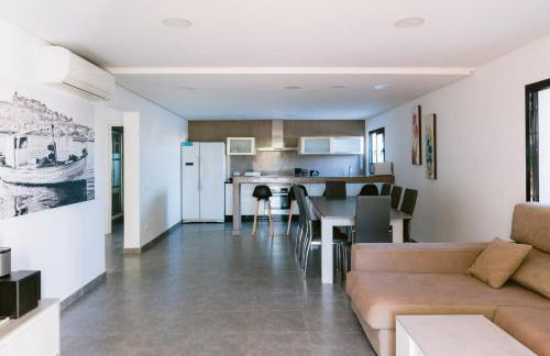 Villa Torres 10 minute walk from Playa den Bossa - Photo 41