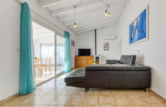 3 bedroom House in Castelló d'Empúries with private pool and garden - Photo 7