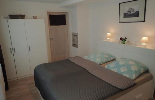 Ferienwohnung Holzmaden Am Platz - Foto 6