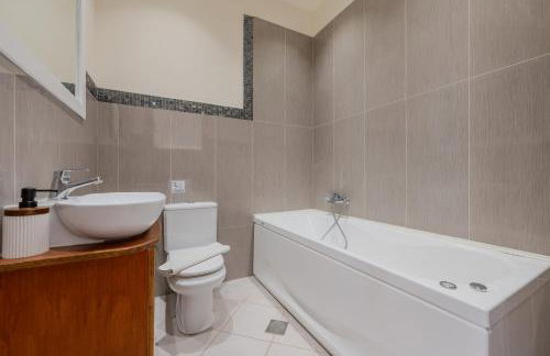 Golden Sand Beach Villa - Photo 32