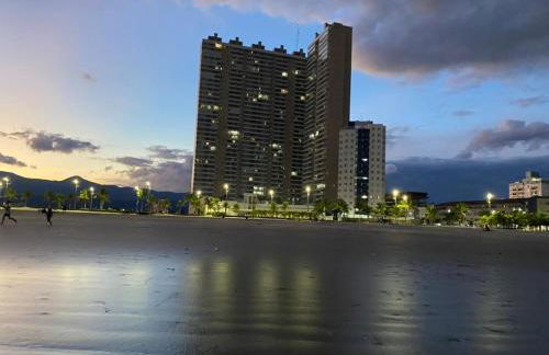 Ap.Frente para o mar Pé na areia c/ Var. Goumert Condominio Costa do Sol - Foto 18