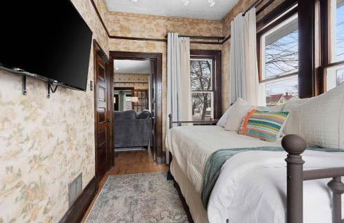 Downtown Gillett Bungalow, Fireplace, 3B, Historic - Foto 8