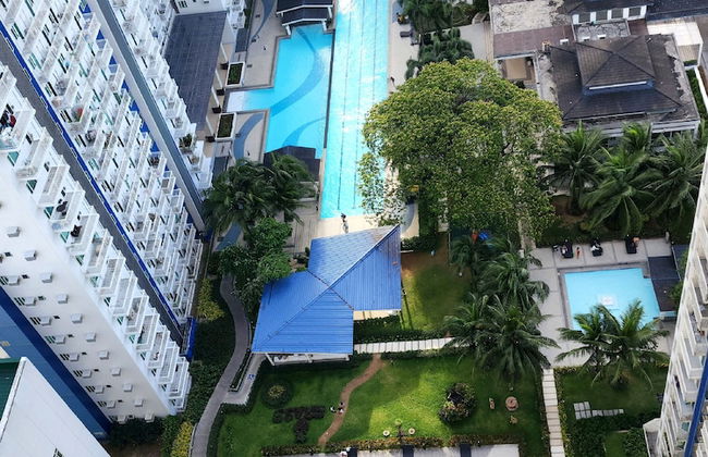 High-Tech Studio at Grass Residences -2 persons only, Quezon City - Foto 38