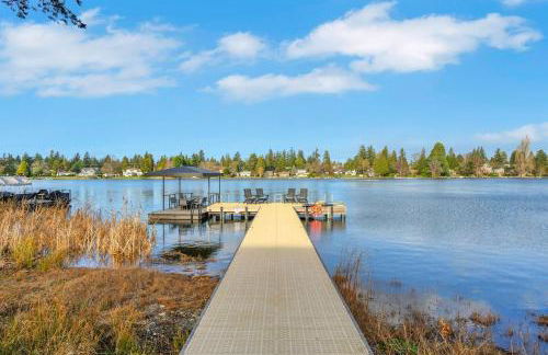 4BR 4BA Modern Lakefront Lodge - Foto 53