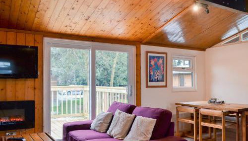 Cedar Lodge - Photo 1