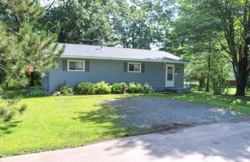 Fishermens Paradise with Fire Pit on Rice Lake! - Foto 2