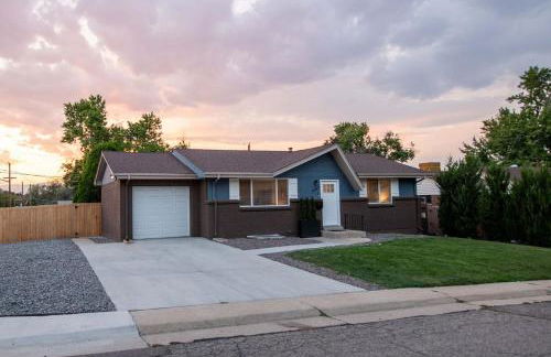 Private Upper Unit Home, Pet Friendly, Min to DT - Foto 18