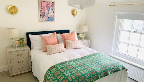 The Yellow cottage on the hill. - Foto 4