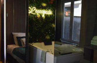 L'Escapade - Love room & spa - Photo 20