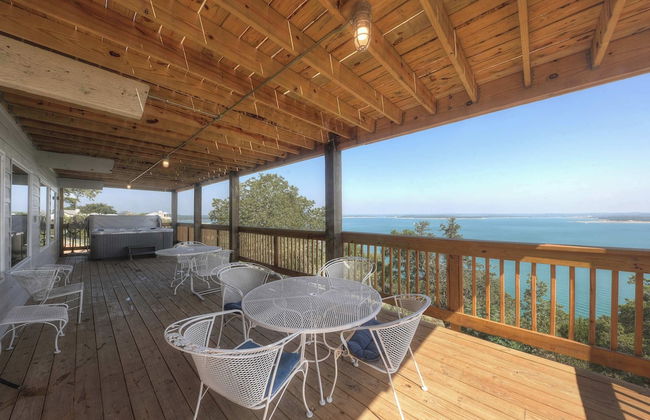 Waterfront Lake House With Hot Tub & Firepit - Foto 32