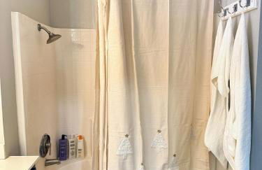 Modern & Spacious Family and Friend 4B3B House - Foto 15