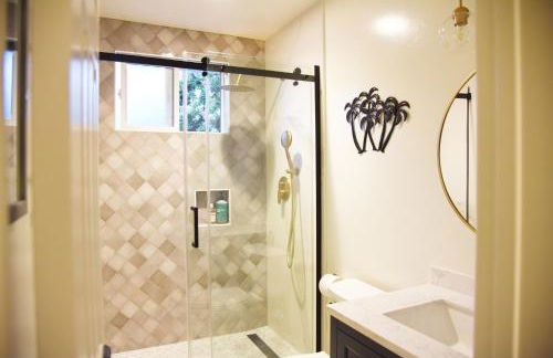 Mile to Beach! Fully Fenced Private SoCal Cottage - Photo 15