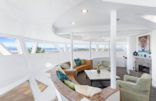 The KingDome - A Unique, Royal Experience with Hot Tub, Rooftop and Views - Foto 14