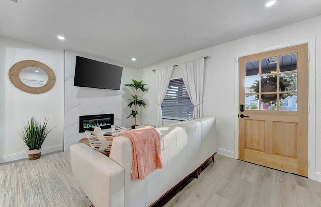 St. Pete Family Bungalow & Private Oasis - Foto 14