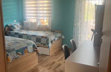 Elea House - Photo 10