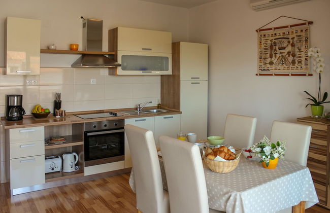 Apartments Hrabar - Photo 14