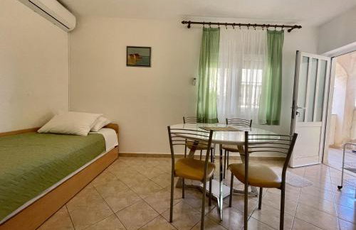 Apartments Veli Rat - Photo 5