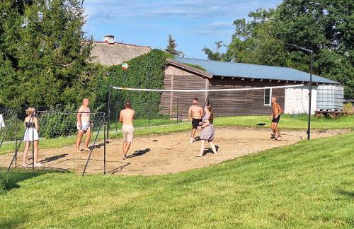 Biały domek nad stawem - Foto 8