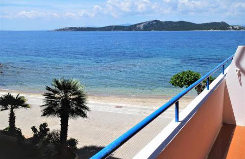 Nea Styra seafront apartment with stunning view - Foto 1