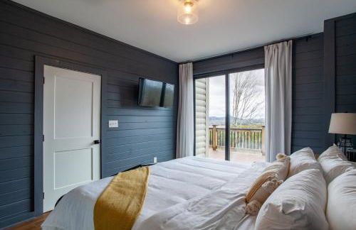 Chalet Amelia Lake View HotTub Fireplace Arcade - Foto 28