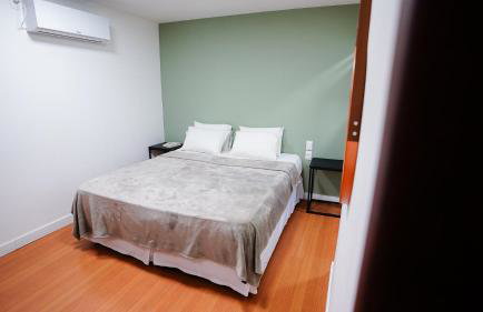 Flat Térreo com Piscina e Jardim Tropical - Foto 25