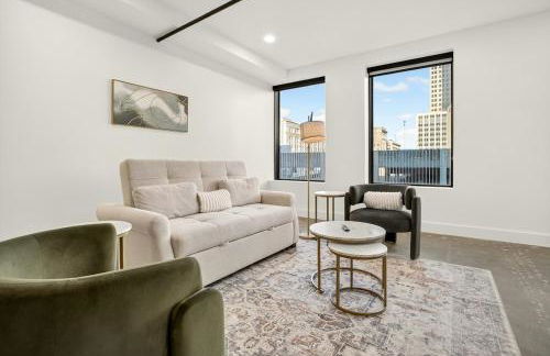 Chic Downtown Tulsa Beacon 2BR Stay - Foto 2