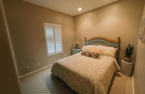 2 min walk to beach! Large Home! Rooftop Deck! - Foto 27