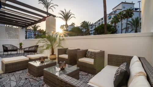 MARBELLA BANUS SUITES - Daisy Playas del Duque Banús Beach Apartment - Foto 5