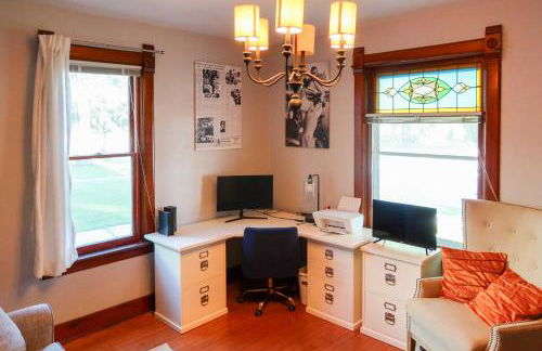 3 Mi to Road America Spacious Elkhart Lake Home! - Foto 4