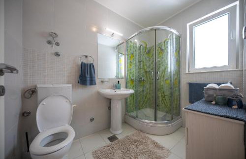 2 Bathrooms, Free Parking Spot, Prt Sea View - Foto 9