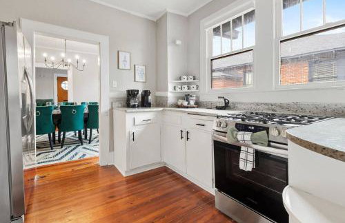 Cottontown Bungalow - Fast WiFi - Walk Downtown - Foto 10