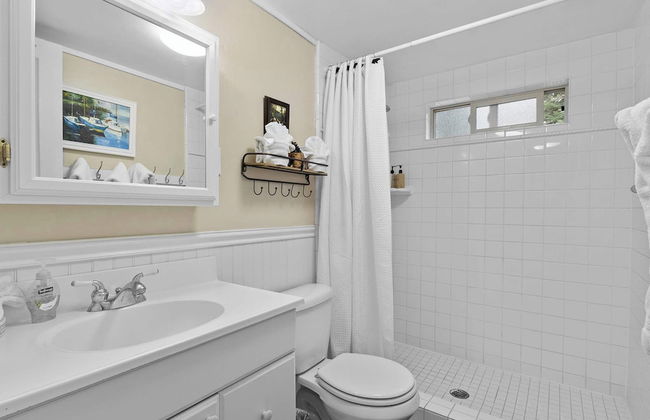 Sundance Foosball Table, Bbq, Near West Beach - Photo 17