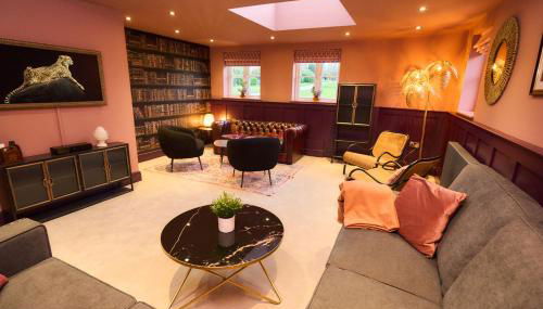 Little Hayes - Photo 2