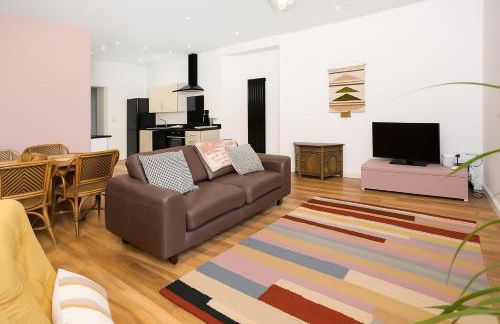 Pinewood Lodge - Foto 10