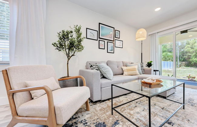 Charming Florida Beach Home w King Bed Patio - Photo 1