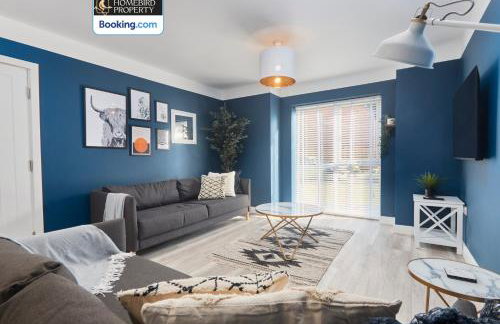 Spacious 4BDR House By Homebird Property Management Short Lets & Serviced Accommodation Leeds With Private Parking & Garden - Foto 33