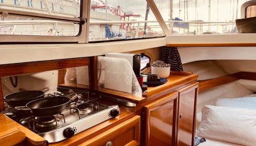 Ero- A floating Escape in Lisbon - Foto 4