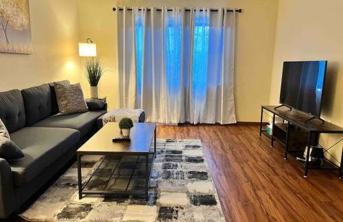Beautiful 2BR Apartment. Black-out Curtains - Foto 9