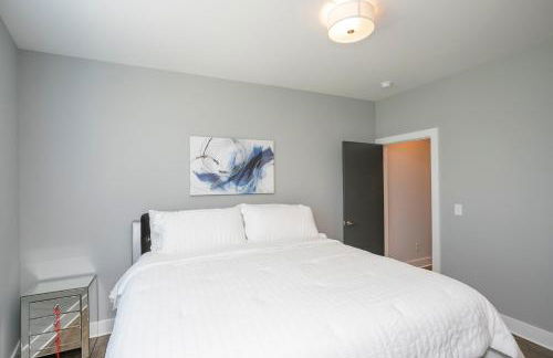 Luxury Townhome Skyline Views Mins To DT - Foto 58