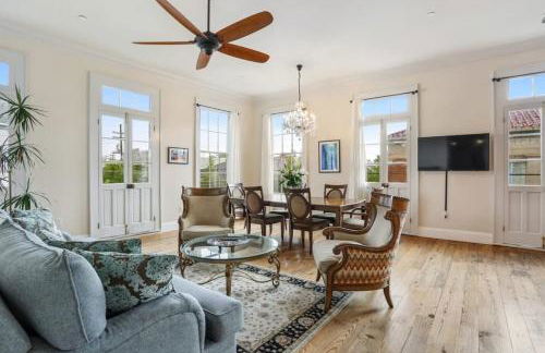 The Burgundy House #1 Steps to the French Quarter - Foto 2