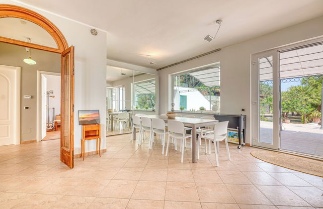 Villa Luce del Sol with Pool - L - Foto 10