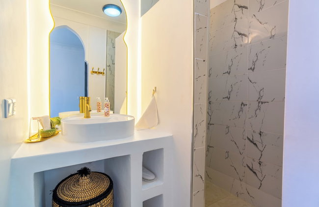 Riad Dar JuMa Marrakech Suites:Jacuzzi - Piscine & Spa - Photo 44