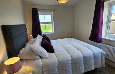 The Neal's 4 Bedroom House in Buxton Sleeps 8 - Photo 32