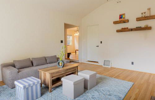 Minimalist Luxury Home With Botanic Garden - Foto 7