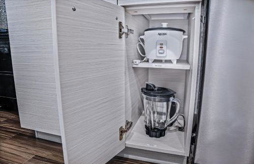 Deluxe Central 1BR 1BA Pool,Hot Tub,Gym,Parking - Foto 16